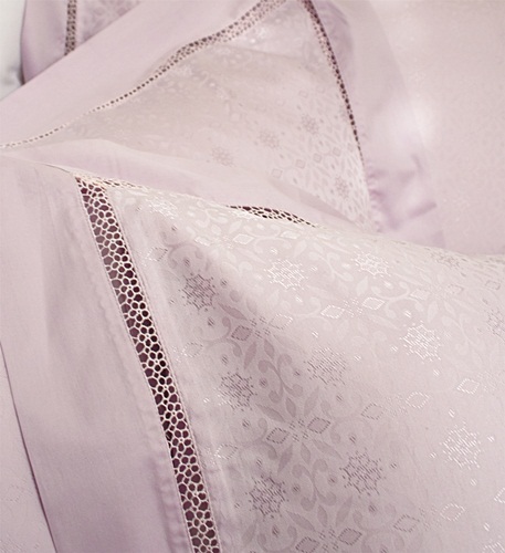 即將要成為六月新娘的你，還在為新房佈置傷腦筋嗎?日